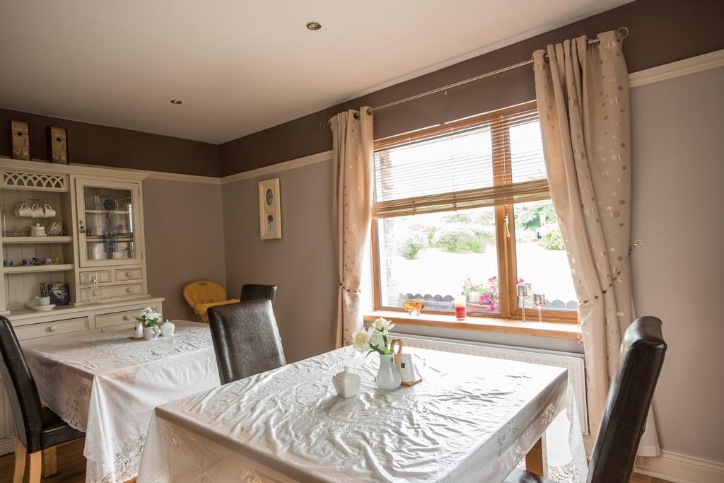 Restmore B&B Annascaul Экстерьер фото